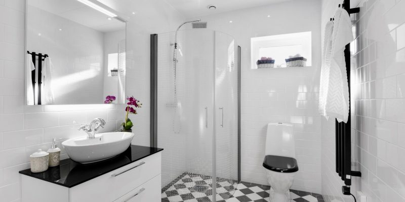 bathroom (1)-min